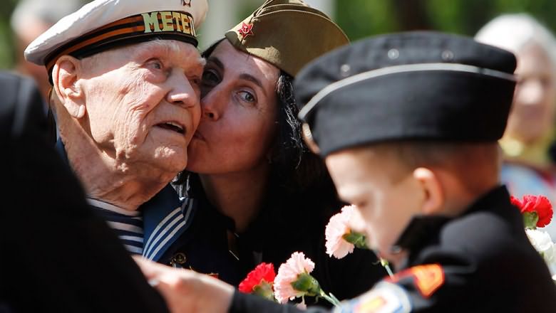 Сколько пенсия у ветеранов Великой Отечественной войны?