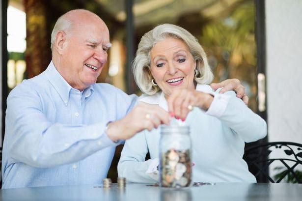 новые выплаты пенсии работающим пенсионерам